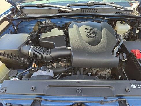 Used 2019 Toyota Tacoma TRD Off-Road image 27