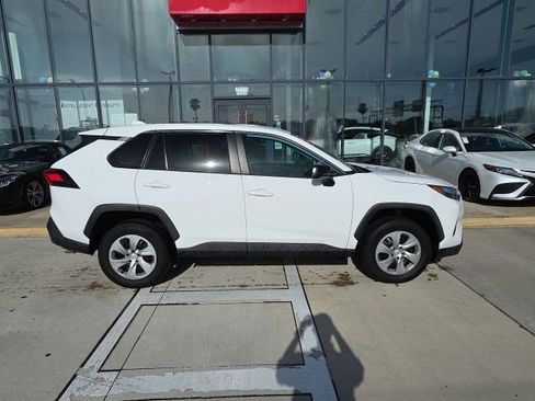 Used 2023 Toyota RAV4 LE image 3