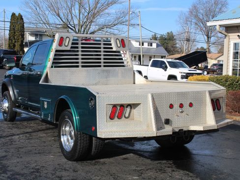 Used 2020 RAM 5500 Tradesman w/ Safety Group image 4