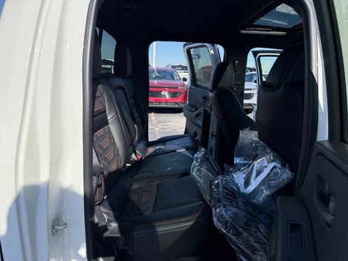 New 2026 Nissan Frontier PRO-4X image 16