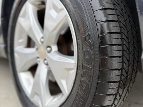 Used 2015 Subaru Forester 2.5i Limited w/ Popular Package #2 image 12