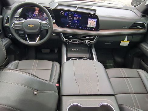 Used 2025 Chevrolet Tahoe High Country w/ Sun And Tow Package AWD/4WD image 21