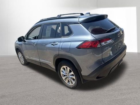 Used 2023 Toyota Corolla Cross LE w/ Moonroof Package AWD/4WD image 14