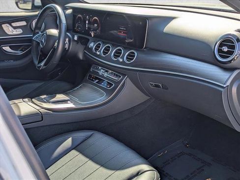 Used 2023 Mercedes-Benz E 350 4MATIC Sedan image 20