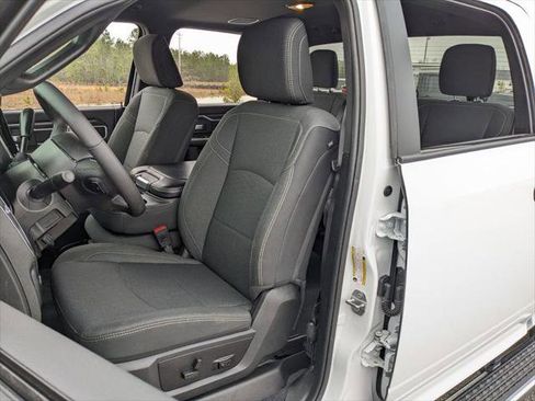 Certified 2025 RAM 2500 Big Horn image 40