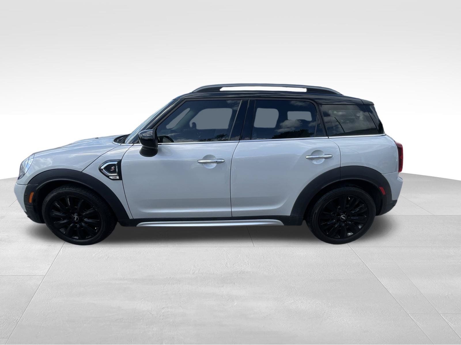 Used 2023 MINI Cooper Countryman S FWD image 8