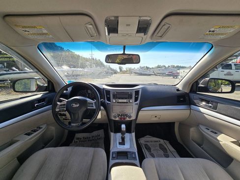 Used 2013 Subaru Legacy 2.5i Premium image 16