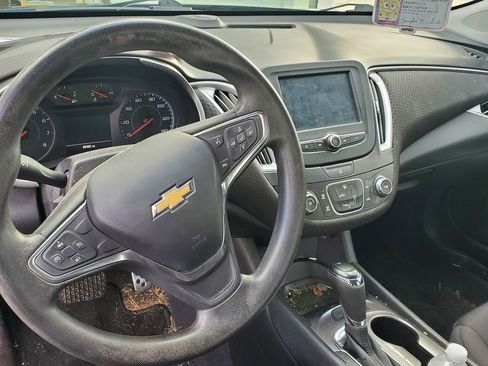 Used 2017 Chevrolet Malibu LS image 6