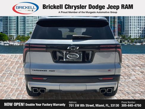 Used 2025 Chevrolet Traverse Z71 AWD/4WD image 4