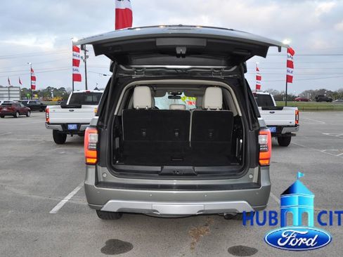 Used 2019 Ford Expedition Platinum image 23