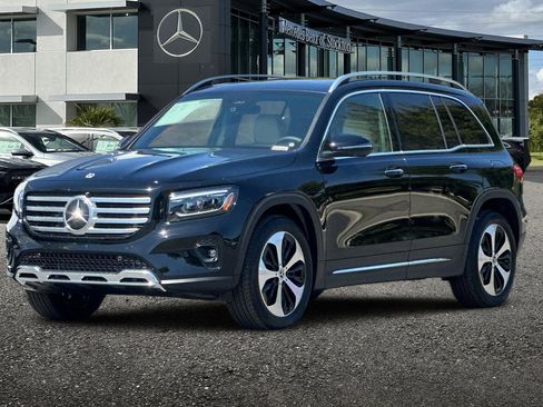 New 2025 Mercedes-Benz GLB 250 image 8