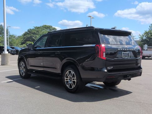 Certified 2025 Ford Expedition Max Active RWD image 6