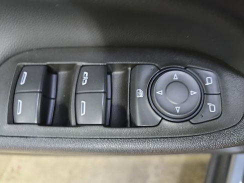 Used 2024 Chevrolet Equinox LT w/ LPO, Floor Liner Package AWD/4WD image 29