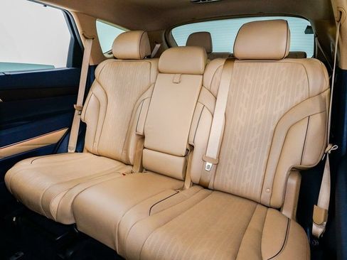 Used 2024 Genesis GV80 3.5T w/ Advanced Package image 7