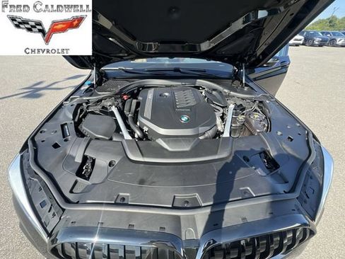 Used 2021 BMW 740i xDrive w/ Luxury Rear Seating Package AWD/4WD image 36