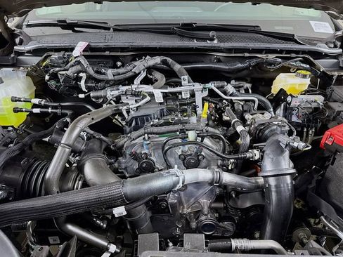 New 2025 Ford Ranger XLT w/ FX4 Off-Road Package image 28