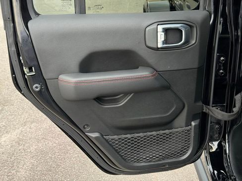 Used 2021 Jeep Gladiator Rubicon image 20