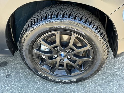 Certified 2025 Subaru Crosstrek 2.5i Wilderness AWD/4WD image 7