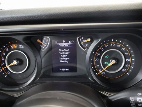 Used 2025 Jeep Wrangler Sport image 13