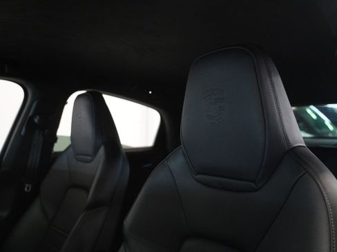 Used 2025 Porsche Cayenne Turbo GT image 13
