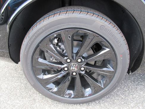 New 2026 Buick Envista Sport Touring w/ Convenience I Package FWD image 8