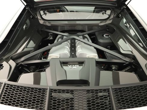 Used 2020 Audi R8 V10 performance AWD/4WD image 32