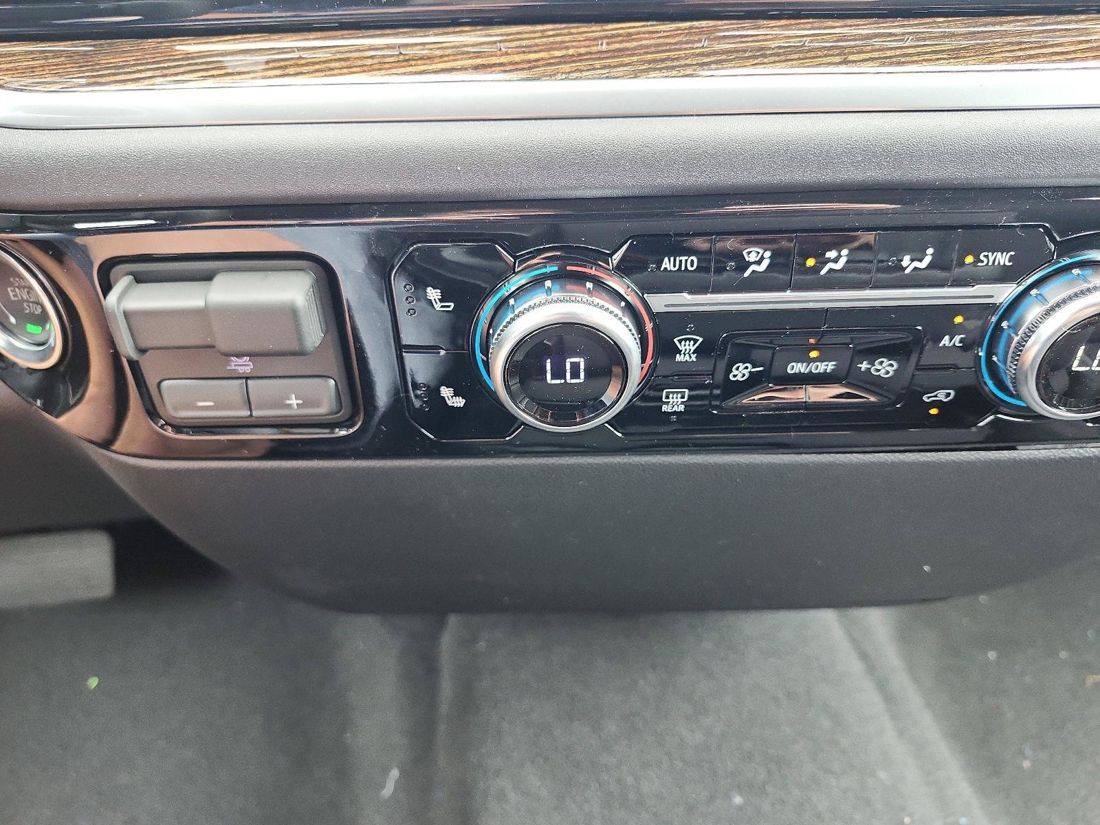 New 2026 GMC Sierra 1500 SLE AWD/4WD image 16