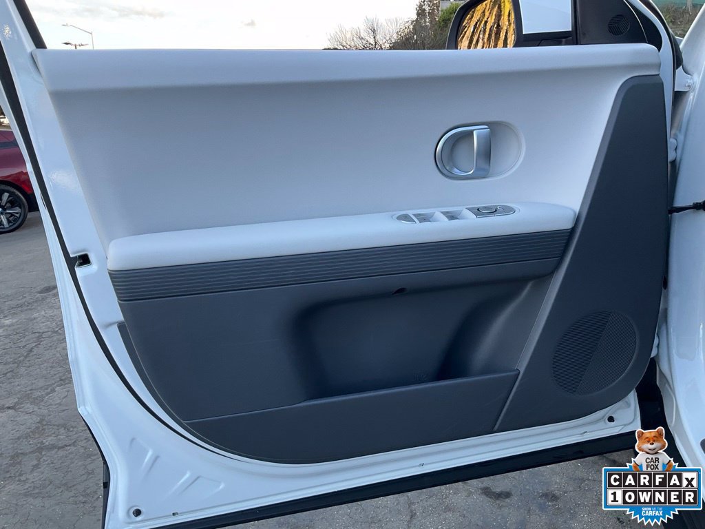 Used 2024 Hyundai Ioniq 5 SEL RWD image 24