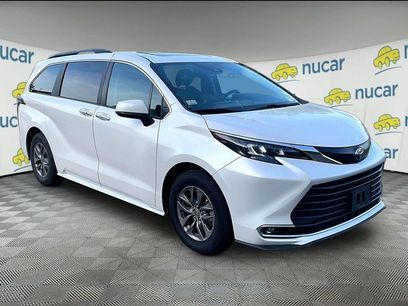 Used 2024 Toyota Sienna XLE