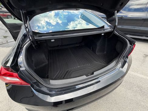 Used 2024 Chevrolet Malibu LT w/ LPO, Floor Liner Package FWD image 11