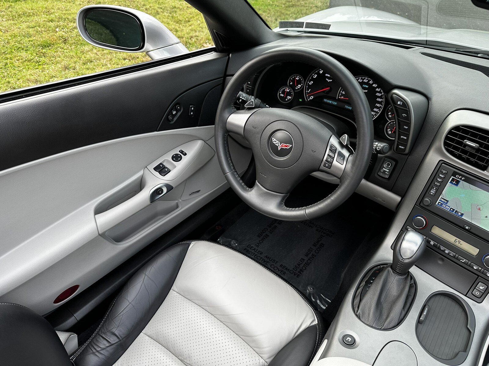 Used 2007 Chevrolet Corvette Convertible w/ Preferred Equipment Group RWD image 12