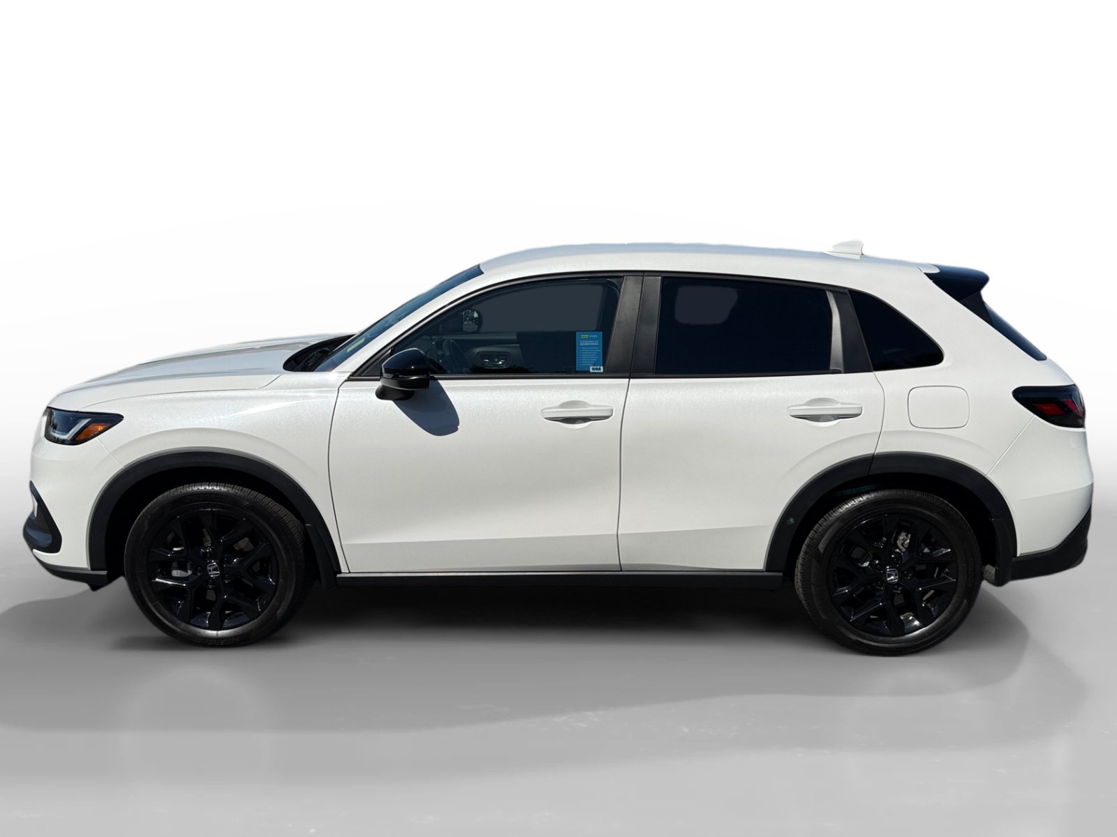 Used 2025 Honda HR-V Sport image 2