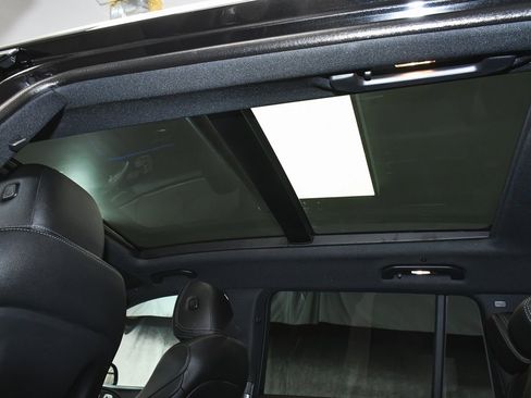 Used 2025 Mercedes-Benz GLS 450 4MATIC image 61