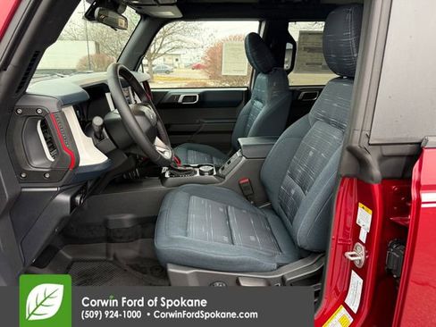 New 2025 Ford Bronco Heritage Edition image 3