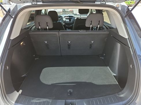 Used 2023 Chevrolet TrailBlazer LT FWD image 28