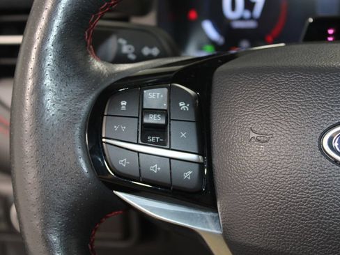 Used 2025 Ford Explorer ST-Line AWD/4WD image 36