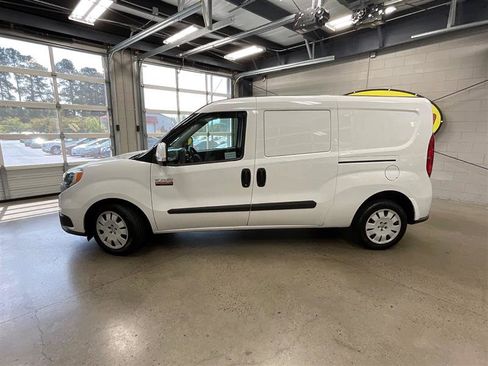 Used 2018 RAM ProMaster City Tradesman SLT FWD image 2