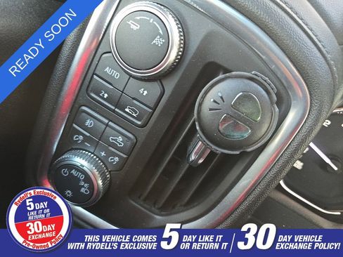 Used 2019 GMC Sierra 1500 SLE w/ Fleet Comfort Package AWD/4WD image 17