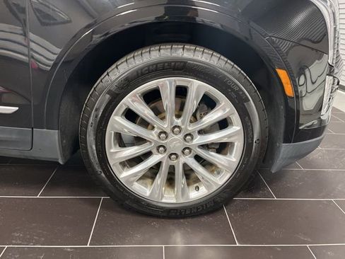 Used 2018 Cadillac XT5 Platinum image 14