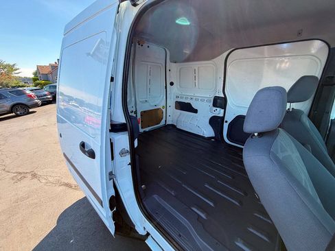 Used 2013 Ford Transit Connect XL FWD image 13