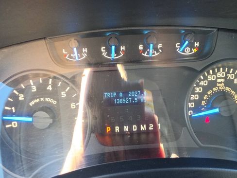 Used 2013 Ford F150 STX w/ Mid Equipment Group AWD/4WD image 28