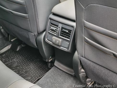 Certified 2025 Subaru Forester Wilderness AWD/4WD image 30