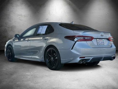 Used 2022 Toyota Camry XSE image 4