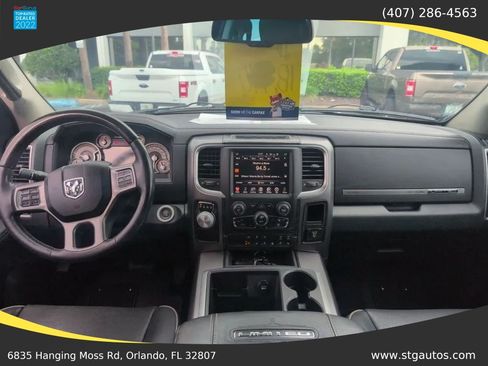 Used 2014 RAM 1500 Limited RWD image 17
