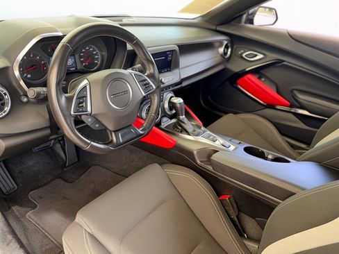 Used 2022 Chevrolet Camaro LT w/ Redline Edition RWD image 4