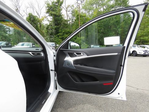 Used 2022 Genesis G70 2.0T w/ Prestige Package image 15