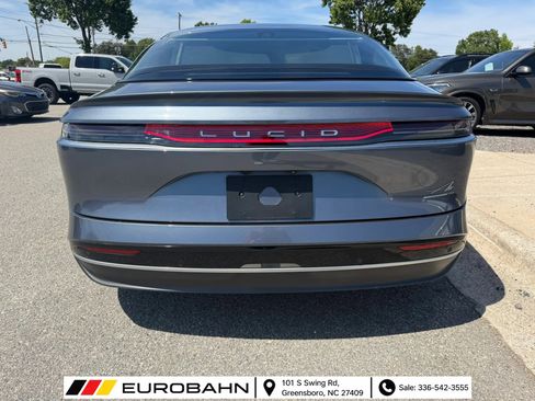 Used 2024 Lucid Air Touring AWD/4WD image 4