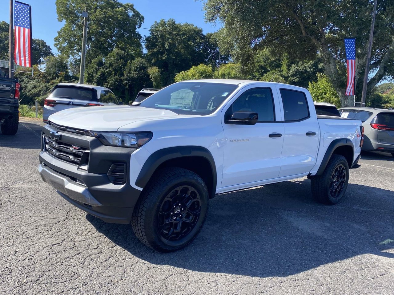 New 2026 Chevrolet Colorado Trail Boss AWD/4WD image 3