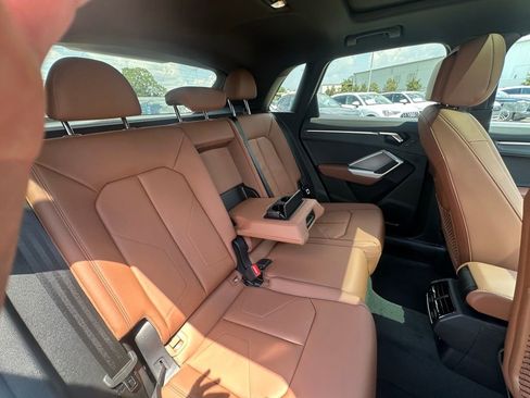 New 2025 Audi Q3 2.0T Premium image 32