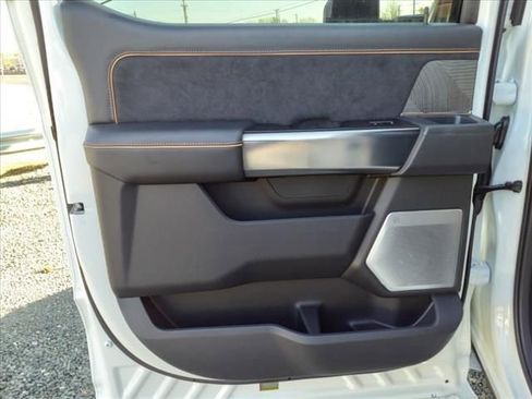 New 2024 Ford F350 Platinum image 9